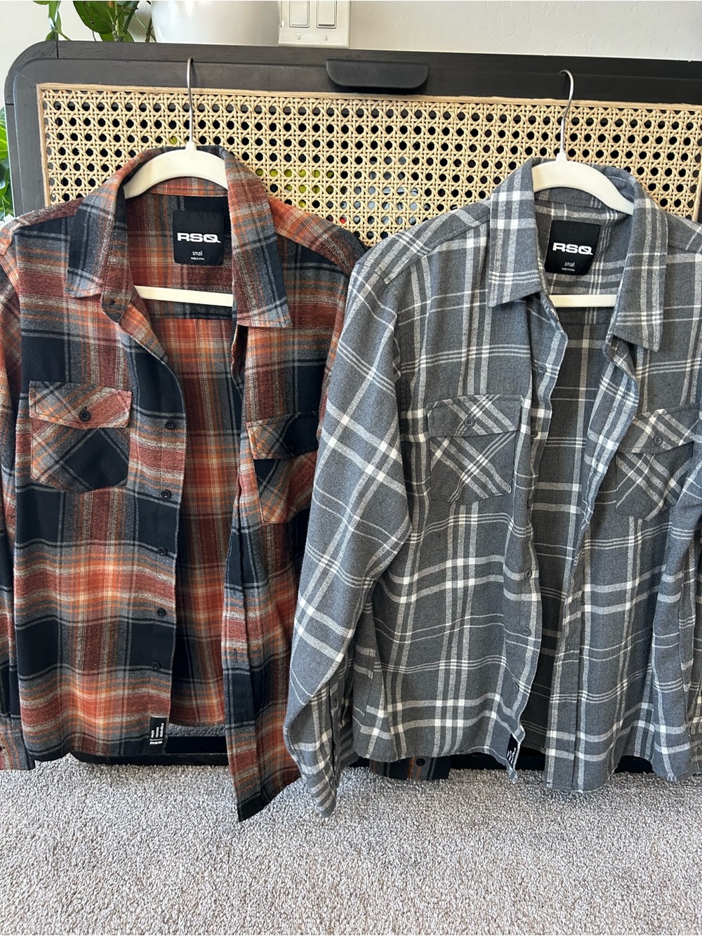 RSQ Men’s Plaid Flannel Shirt - Orange/Black & Gray Small Like New